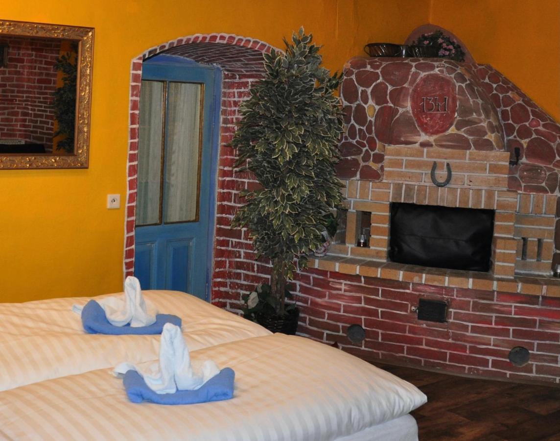 Centrum Tiffany Pension Domažlice Dış mekan fotoğraf