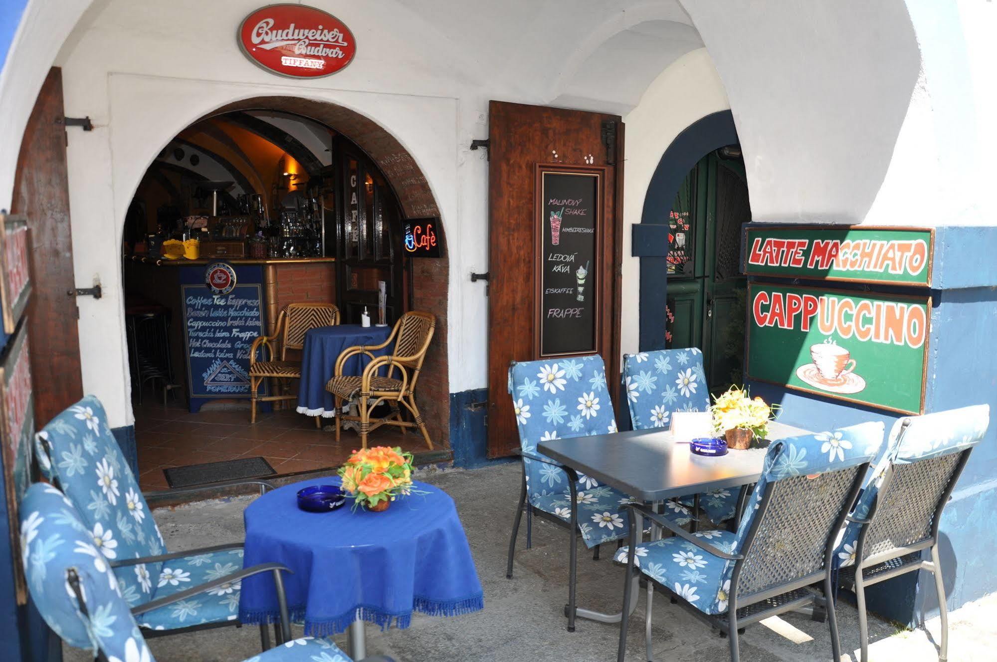 Centrum Tiffany Pension Domažlice Dış mekan fotoğraf
