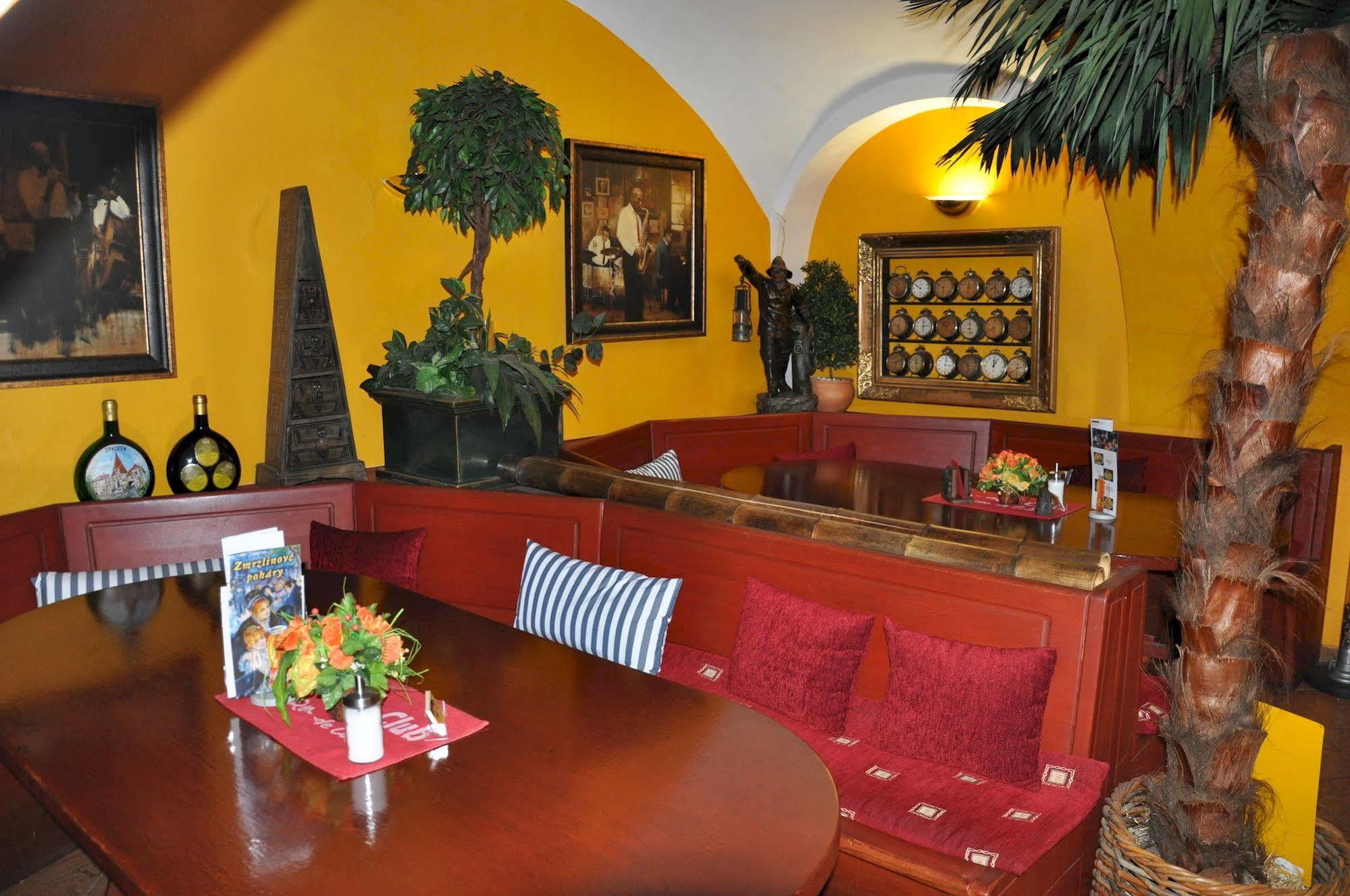 Centrum Tiffany Pension Domažlice Dış mekan fotoğraf